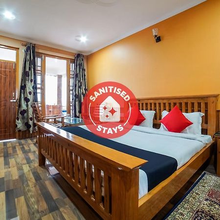 Capital O 47240 Hotel Blossom Resort Kausani Kültér fotó