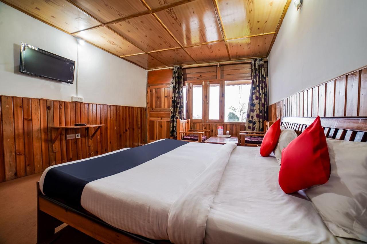 Capital O 47240 Hotel Blossom Resort Kausani Kültér fotó