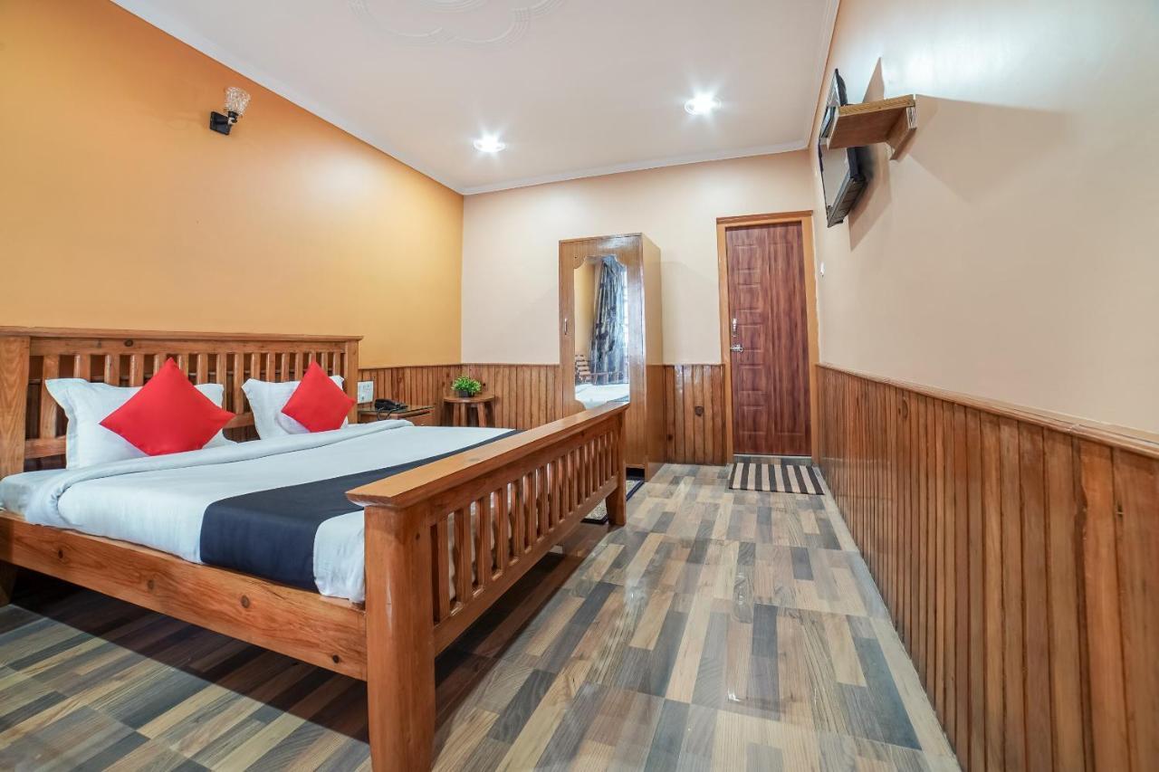 Capital O 47240 Hotel Blossom Resort Kausani Kültér fotó