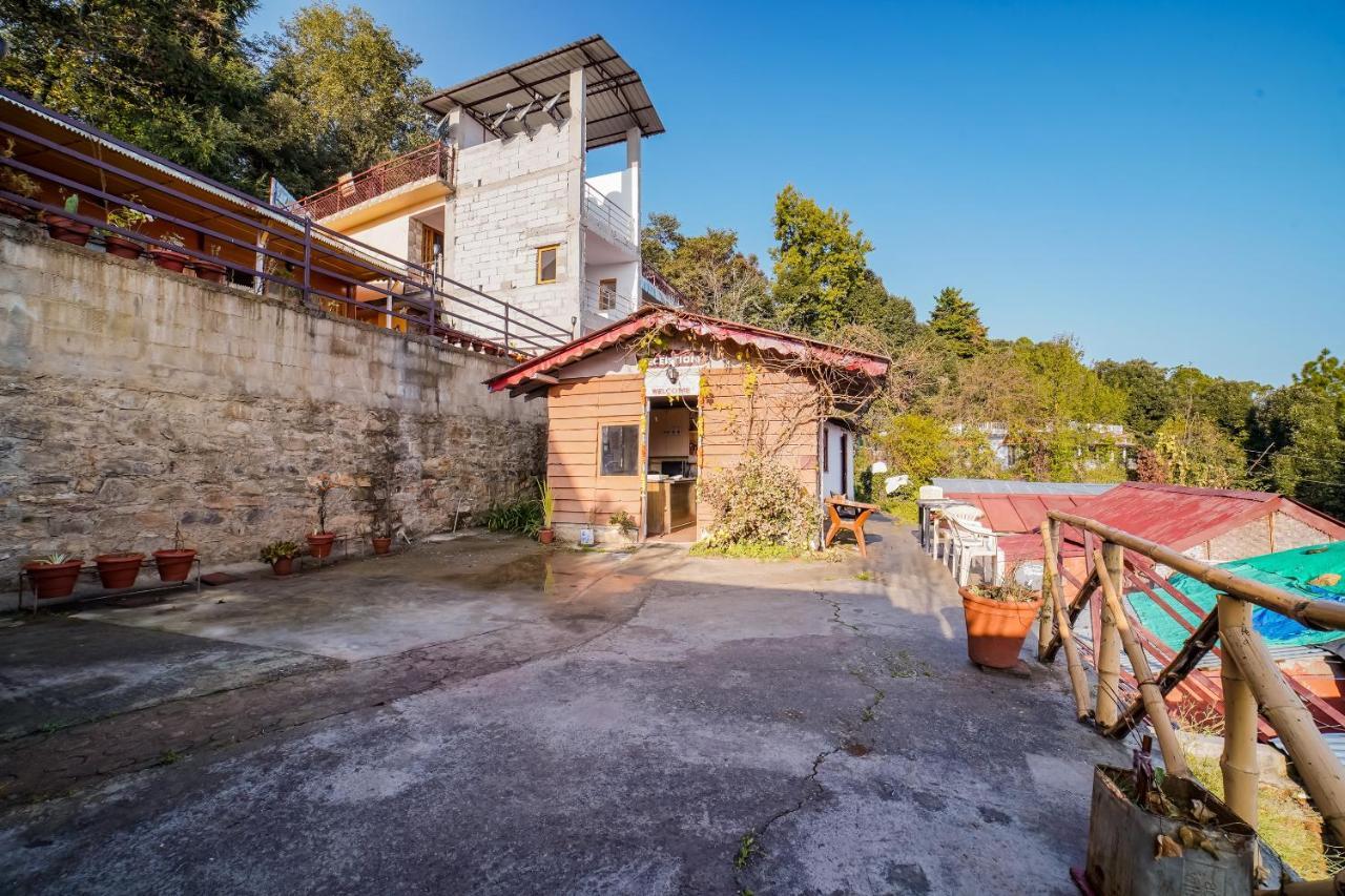 Capital O 47240 Hotel Blossom Resort Kausani Kültér fotó